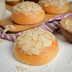 1. Roti Almond