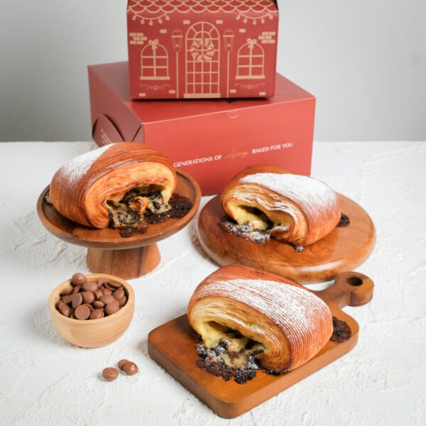 15. Pain Au Suisse